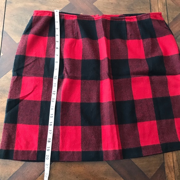 Buffalo plaid skirt red and black - Picture 4 of 7